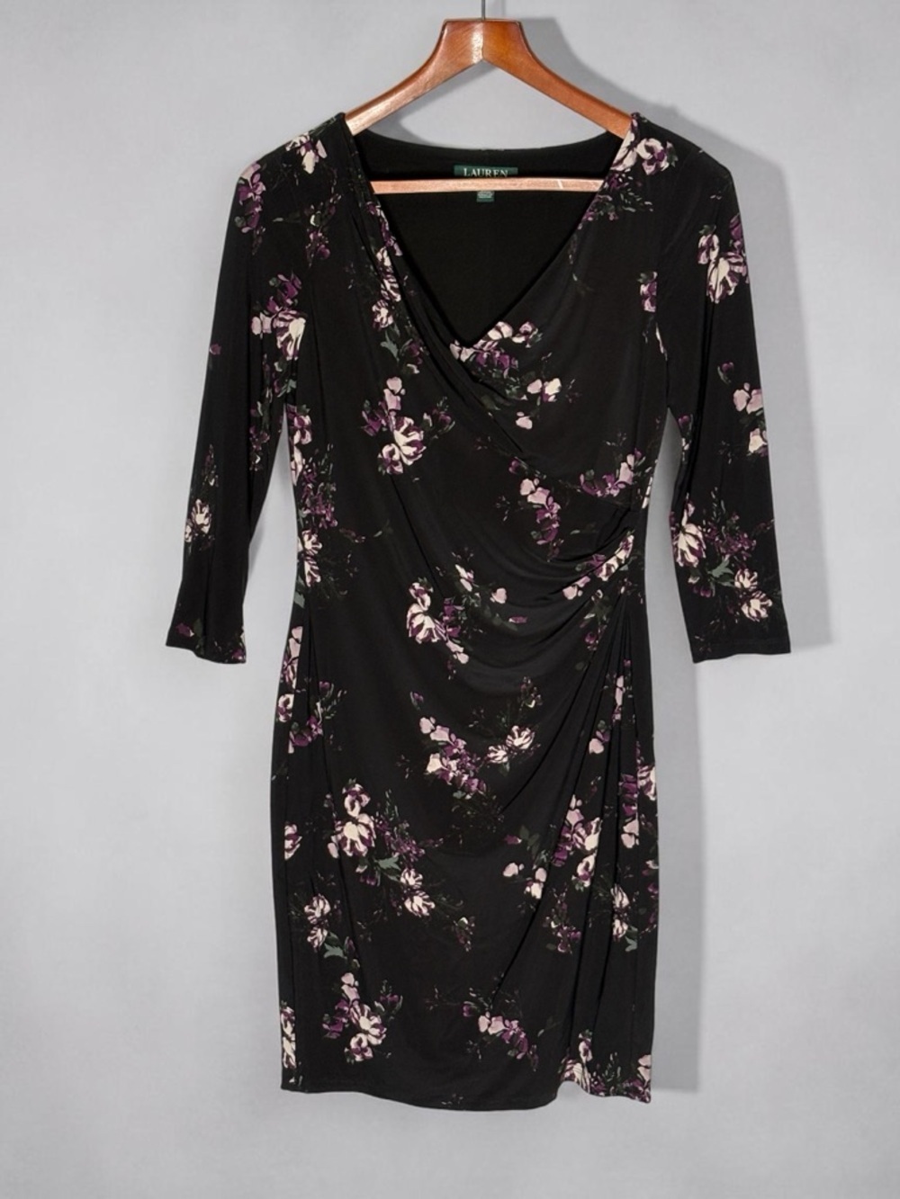 Lauren Ralph Lauren Black Floral Surplice Ruched Jersey Dress • 6 • 3/4 Sleeve - Picture 3 of 12